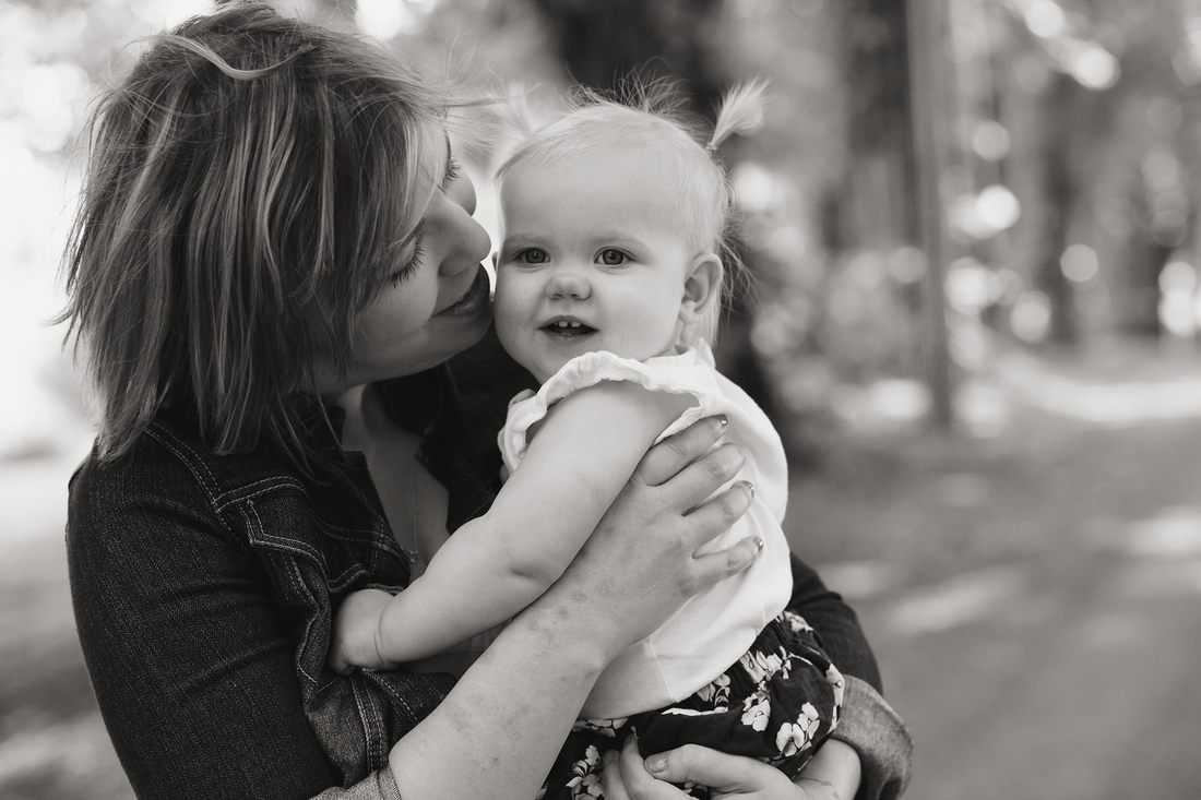 Beaverton Family Photographer Black and White Mom and Daughter