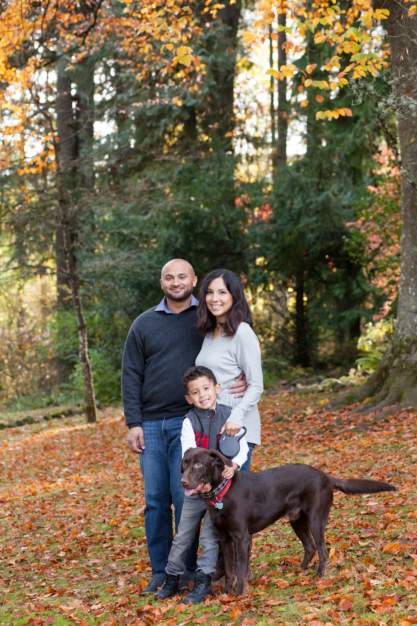 Jenkins Estate fall Family Photo Session with a dog | Hillsboro, OR Family Photographer