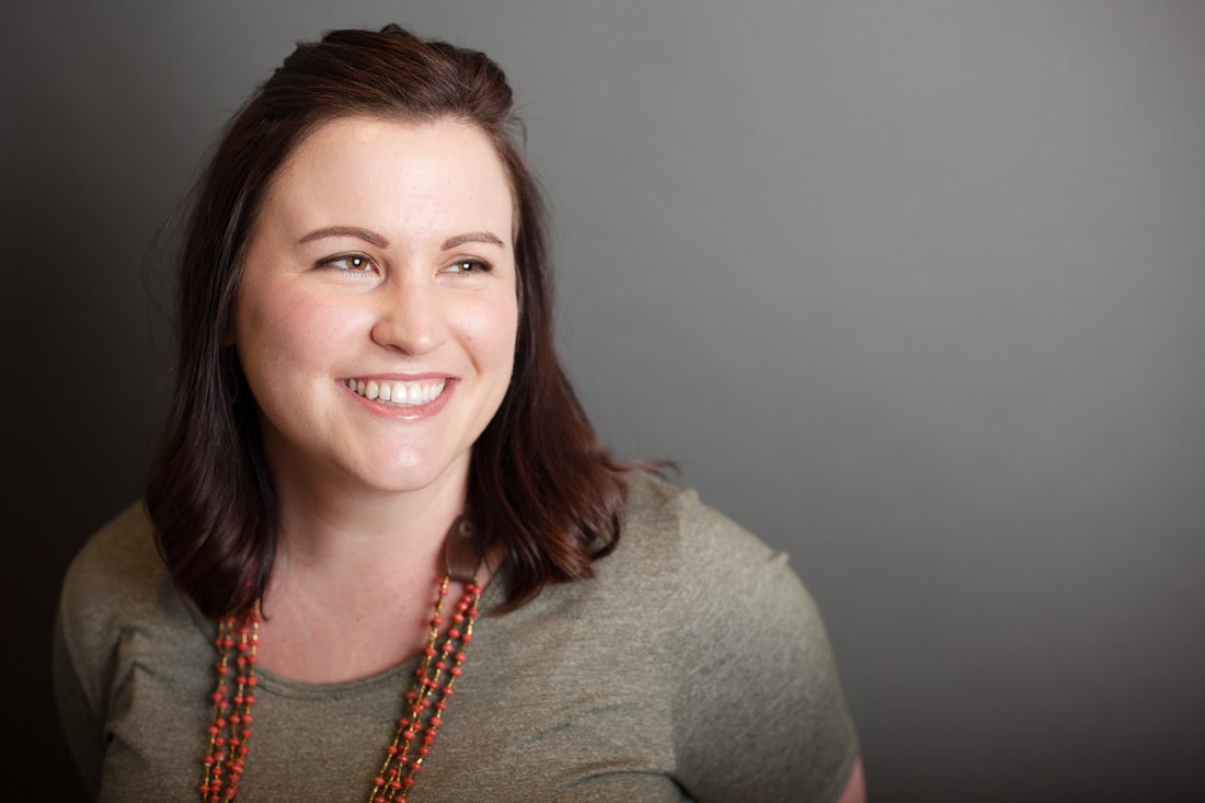 Hillsboro portrait photographer lularoe LLR party pictures