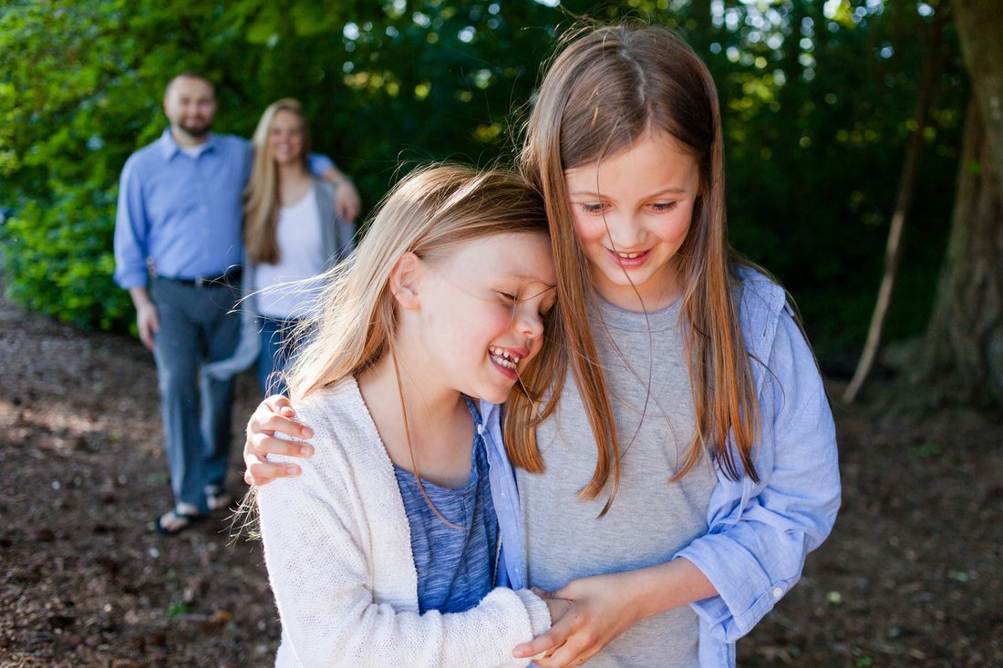 Family photo session at Rood Bridge Park forest at sunset | Newberg and Hillsboro family photographer