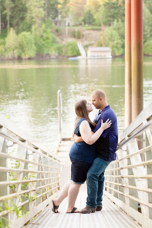 Champoeg State Park Engagement Session on River | Newberg and Hillsboro Wedding Photographer