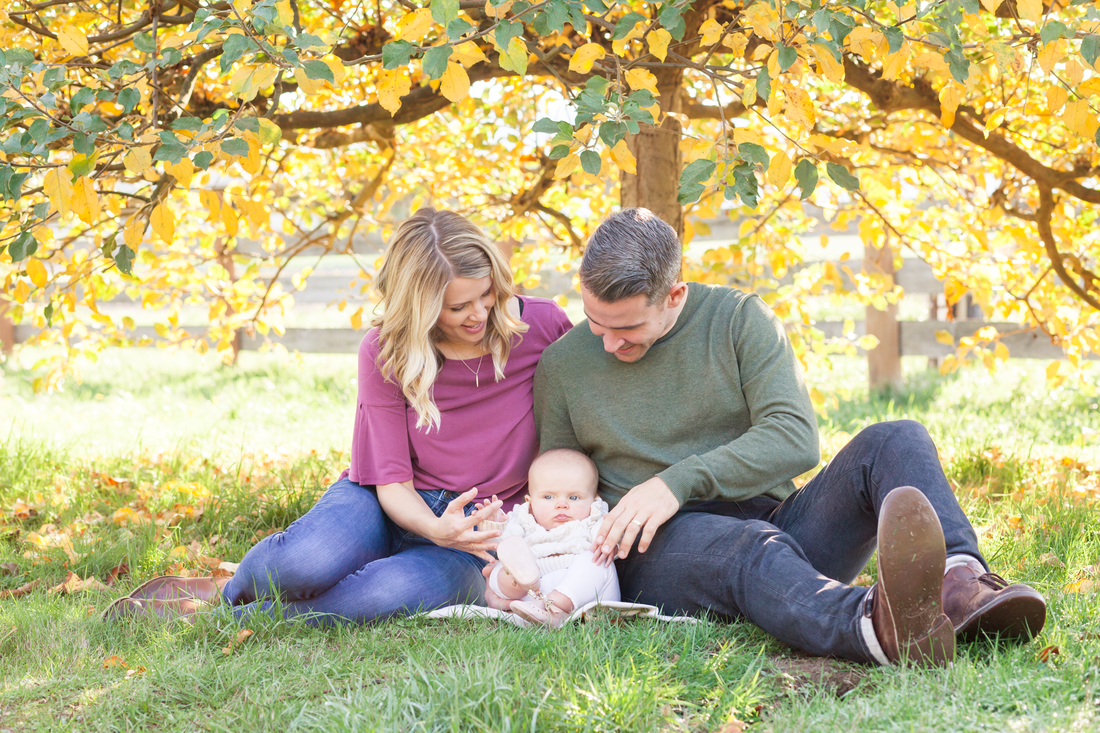 Fall family pictures in an orchard at Champoeg State Park in Newberg, Oregon | Newberg and Hillsboro family photographer