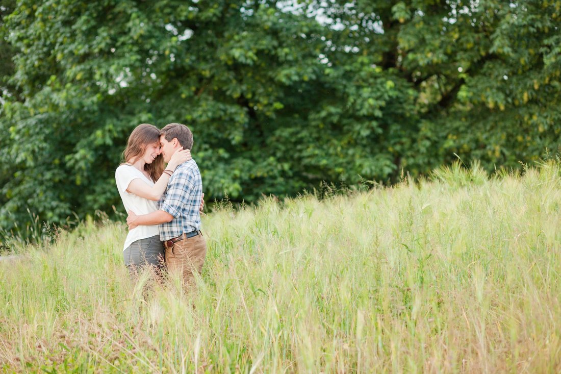Engagement session at Champoeg State Park meadow in Newberg, Oregon | Hillsboro Wedding Photographer