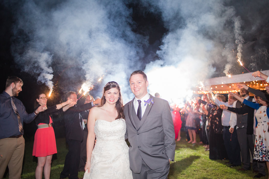 Carlton Hill Vineyards wedding in Yamhill County Oregon Wine County | Hillsboro Wedding Photographer
