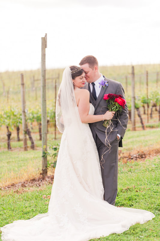 Carlton Hill Vineyards wedding in Yamhill County Oregon Wine County | Hillsboro Wedding Photographer