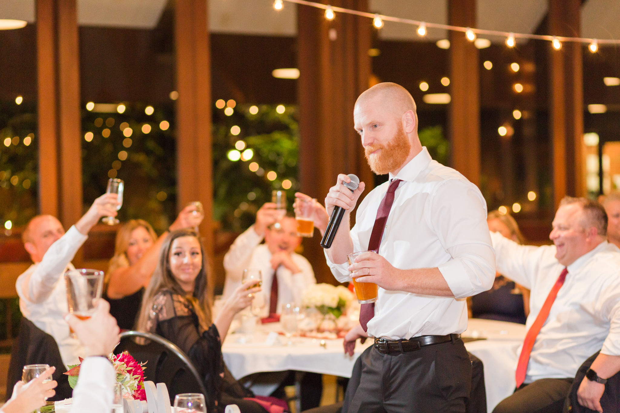 Lake Oswego wedding at Mountain Park Clubhouse Hawthorne Room  | Hillsboro Wedding Photographer