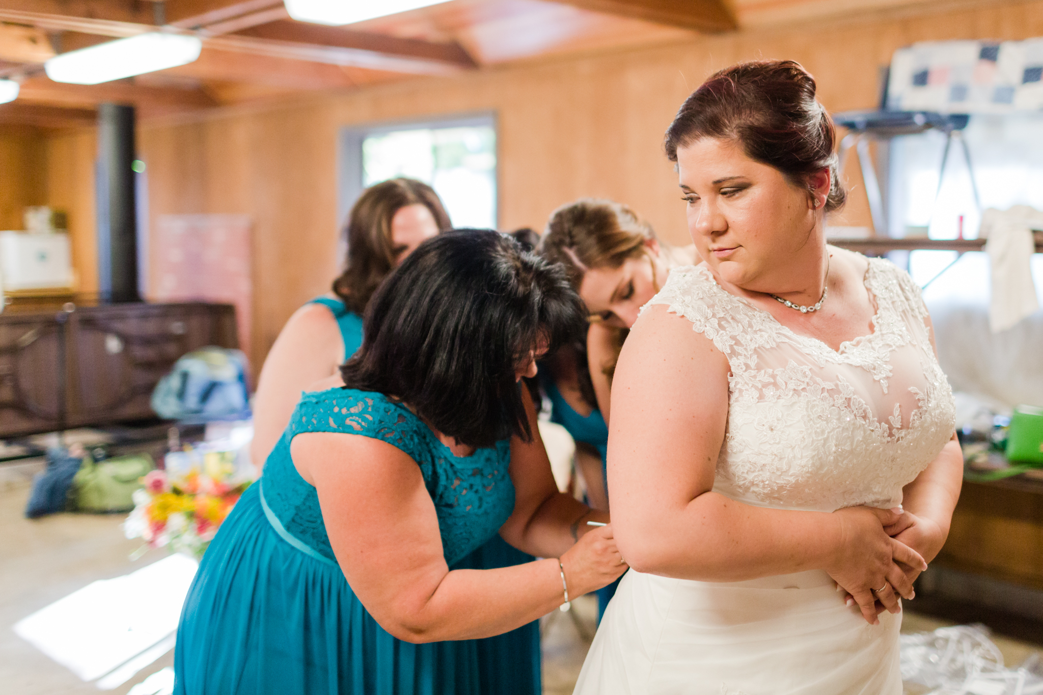 Fall wedding at Champoeg State Park in Newberg, Oregon | Hillsboro wedding photographer