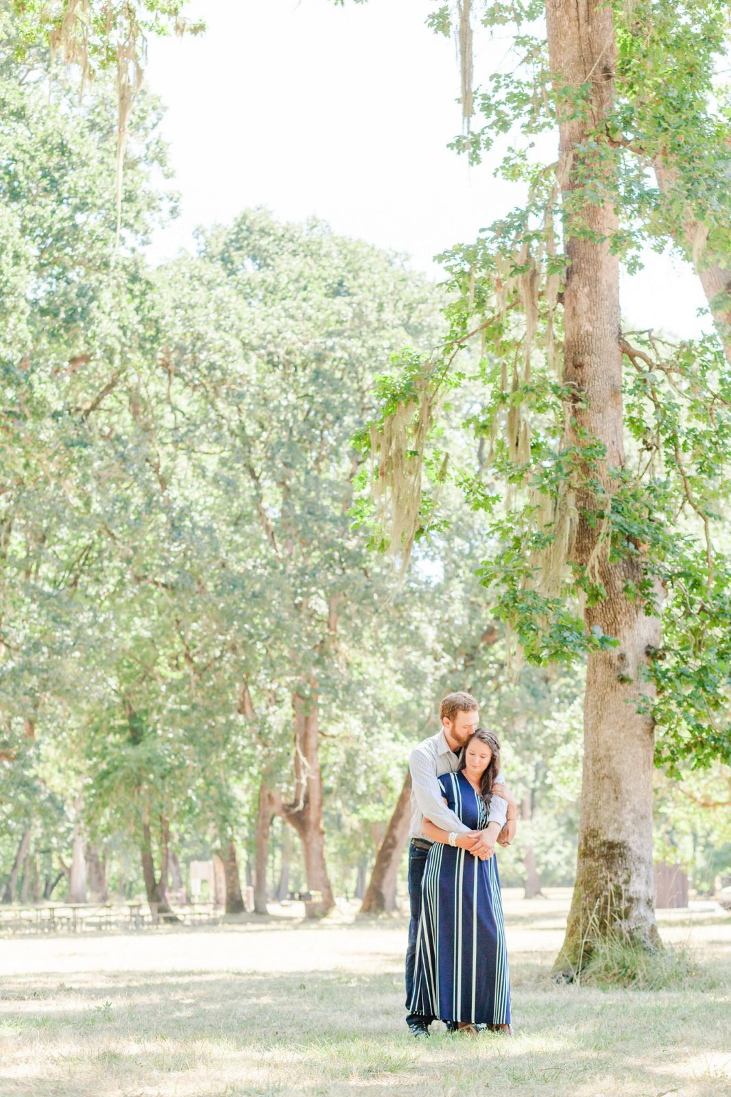 Hillsboro wedding photographer | Bright and airy Portland engagement photos