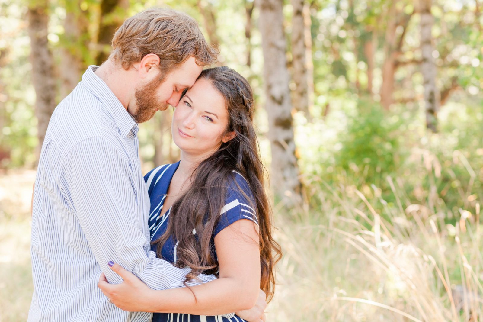 Hillsboro wedding photographer | Bright and airy Portland engagement photos