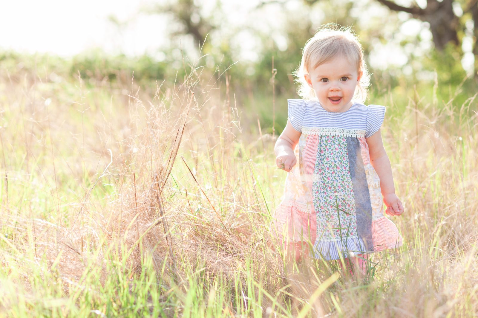 Yamhill county family friendly hike at Schaad Park field in Newberg