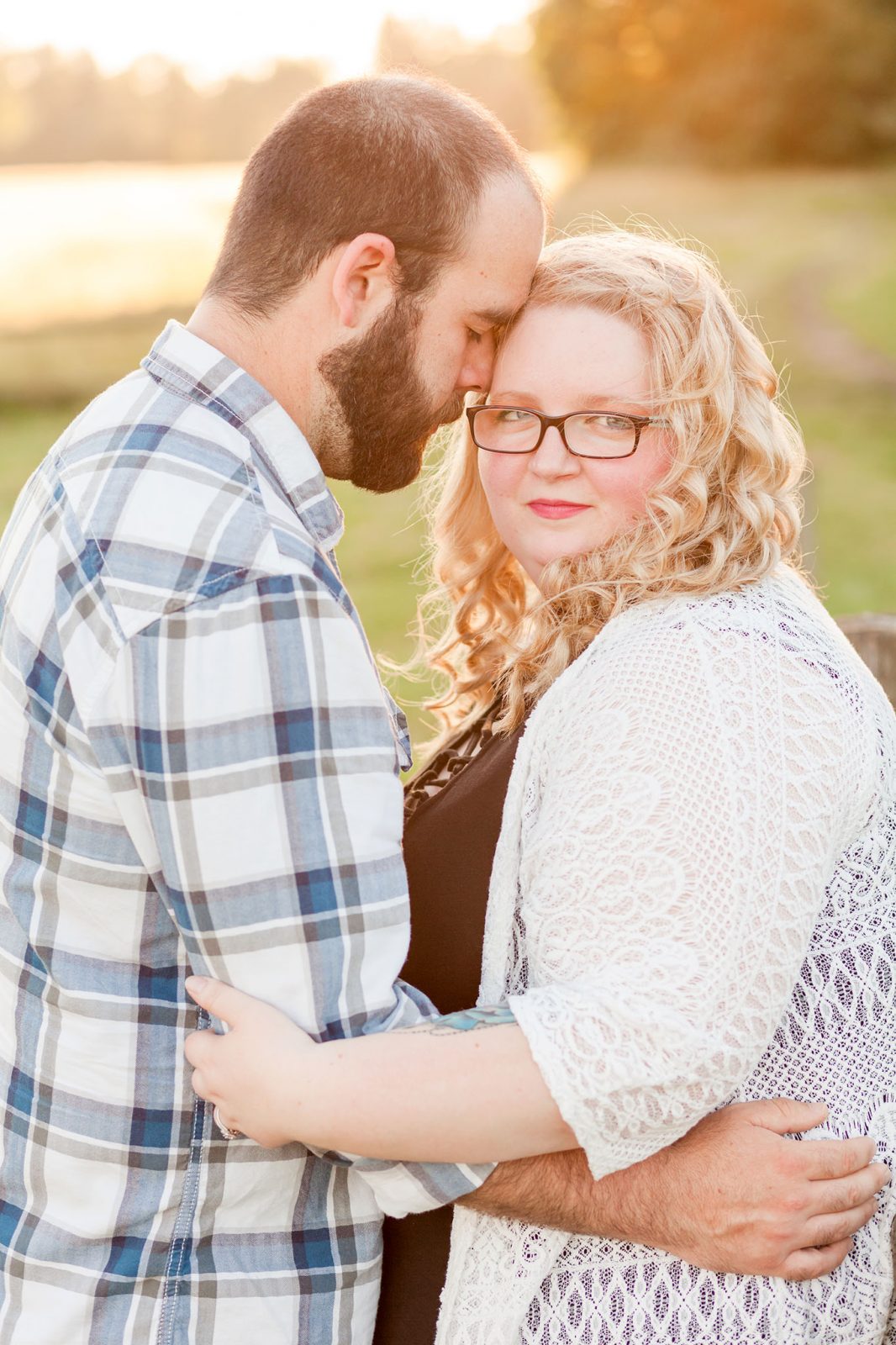 engagement session in a sunset field in hillsboro, oregon - Portland wedding photographer