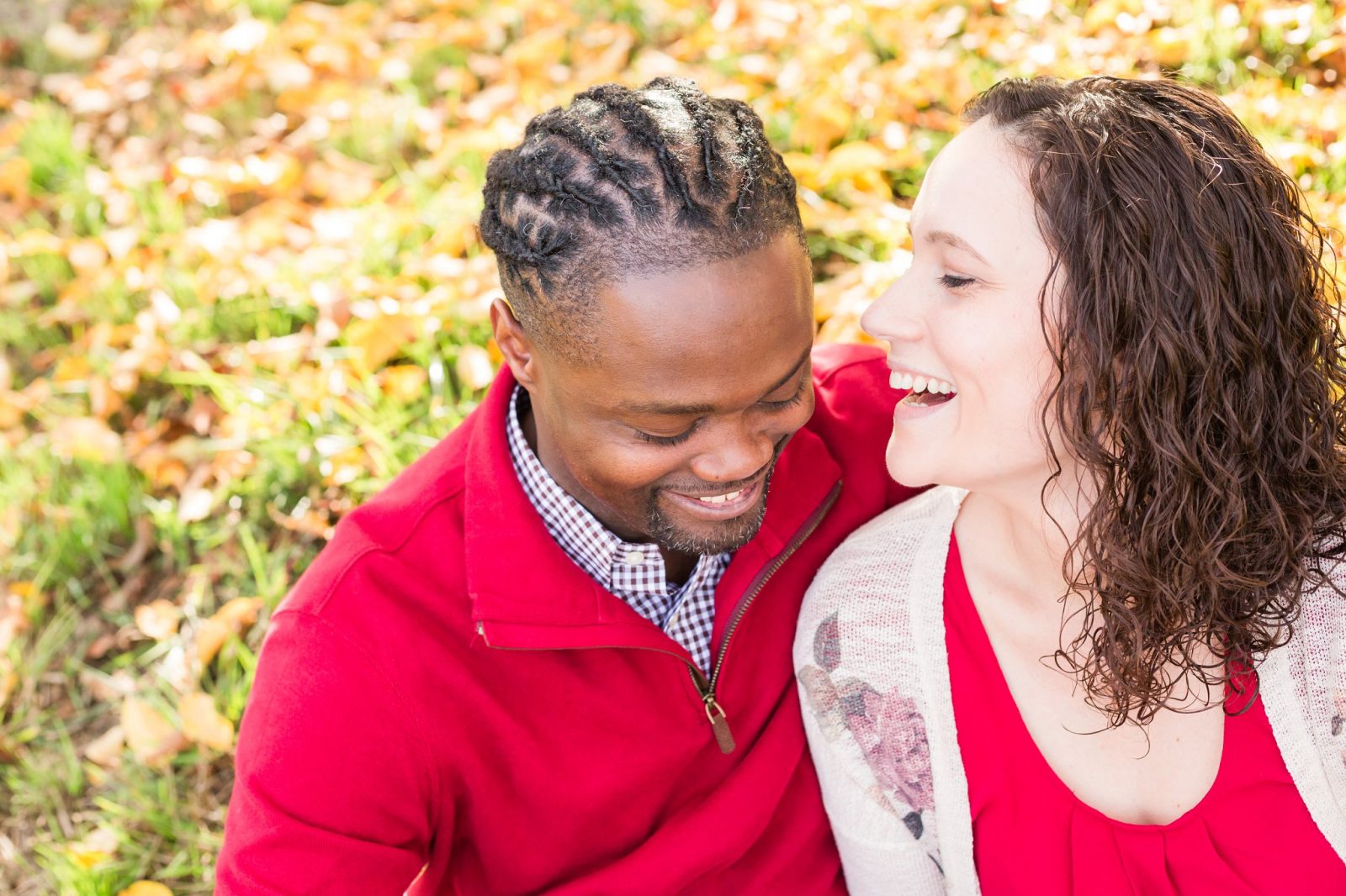 fall engagement session at champoeg in newberg, oregon - hillsboro wedding photographer