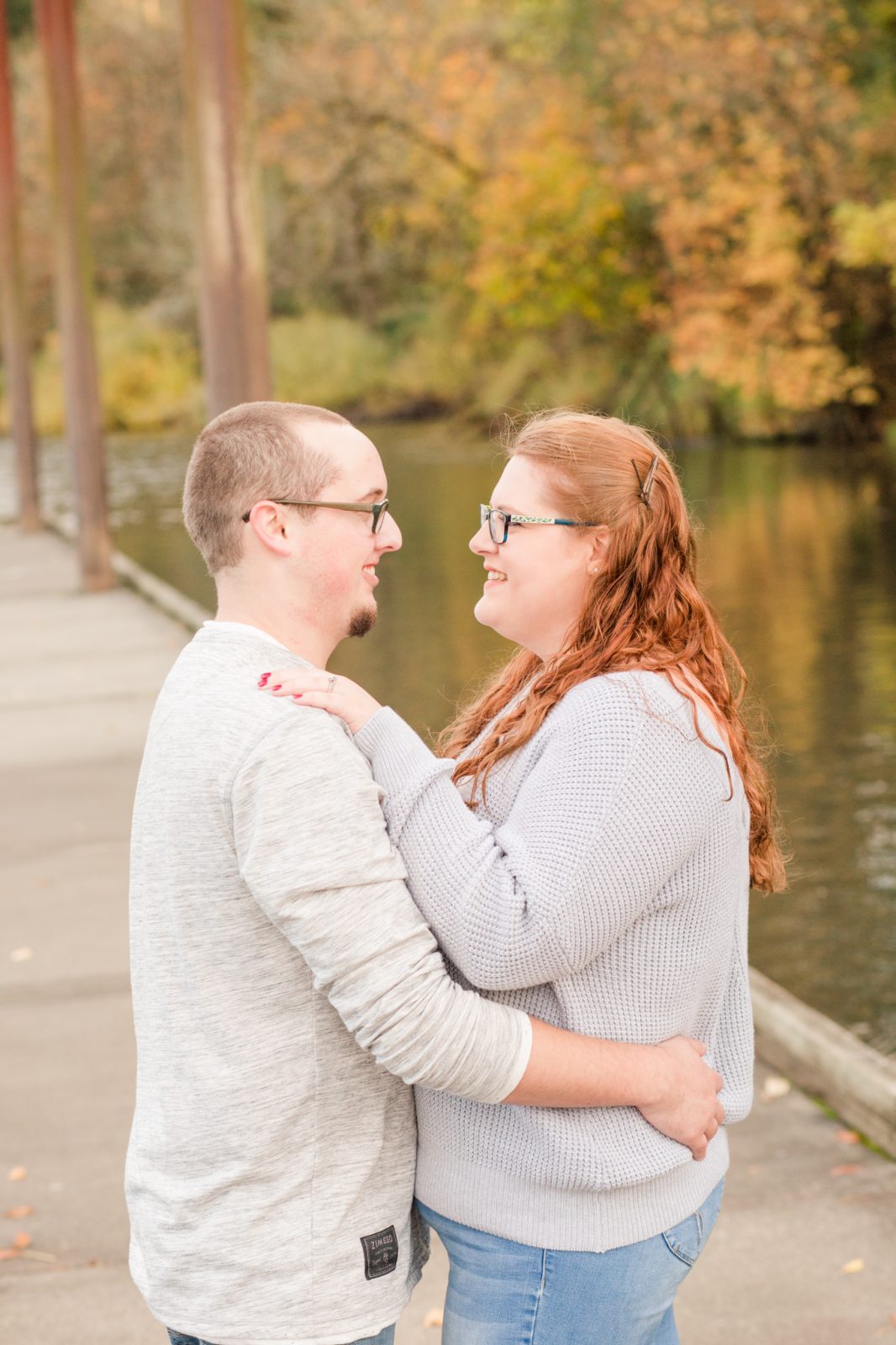 dock engagement session on the river - engagement photographer in hillsboro, oregon