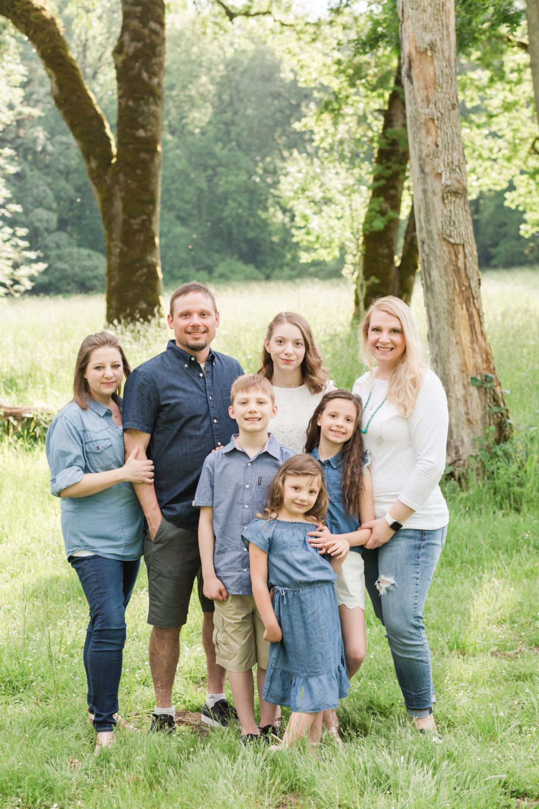 tigard family photographer session at champoeg state park