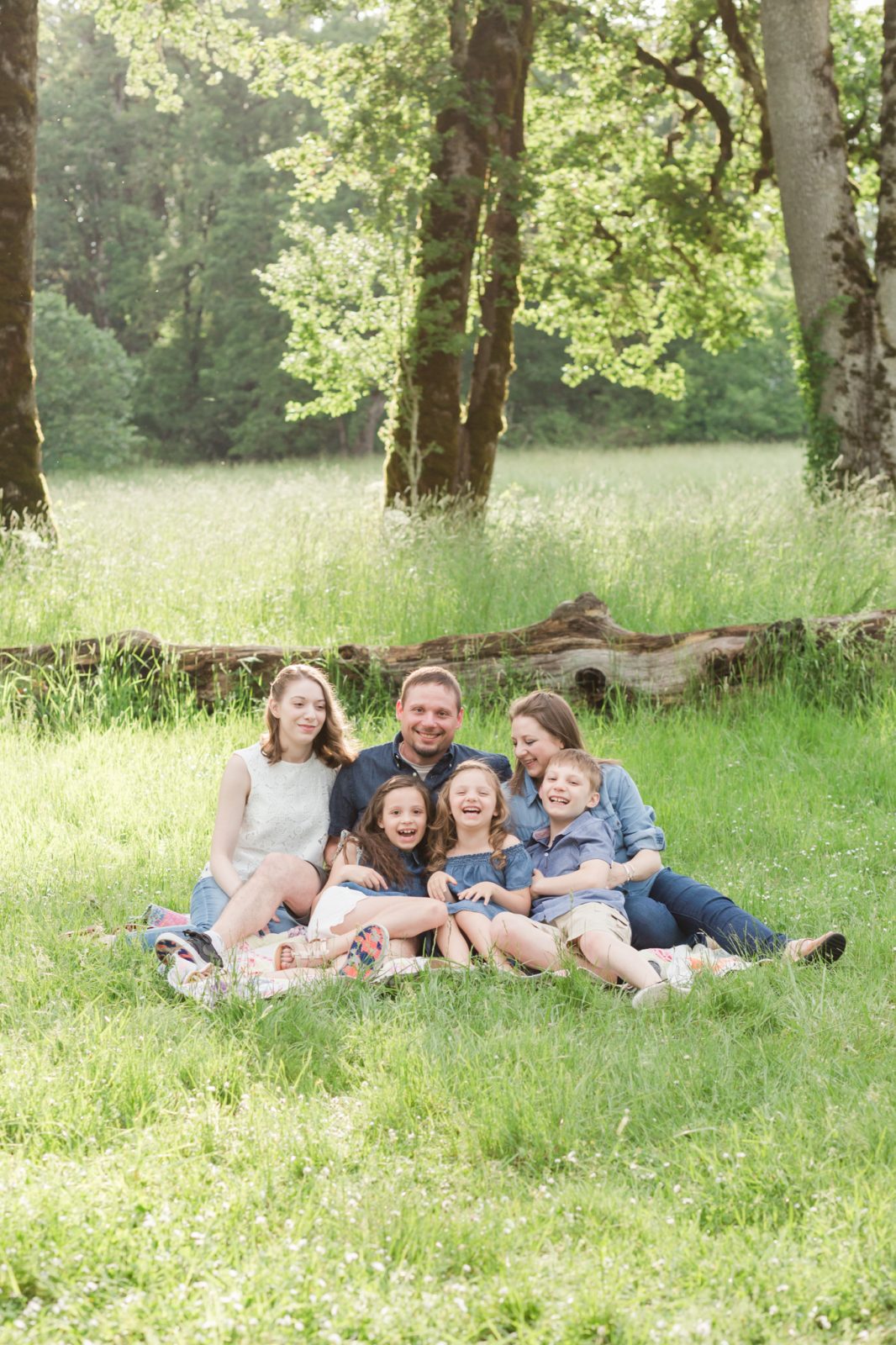 hillsboro family photos on a quilt