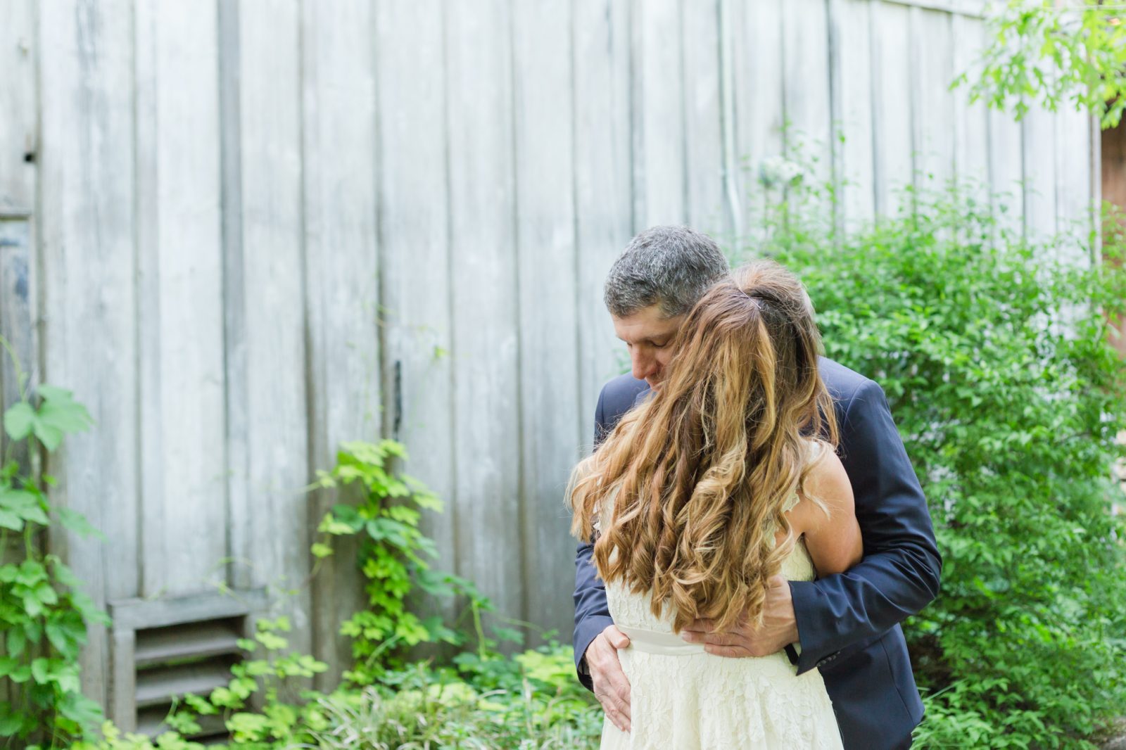 McMenamins Cornelius Pass Roadhouse Octagonal Barn Wedding Hillsboro Wedding Photographer