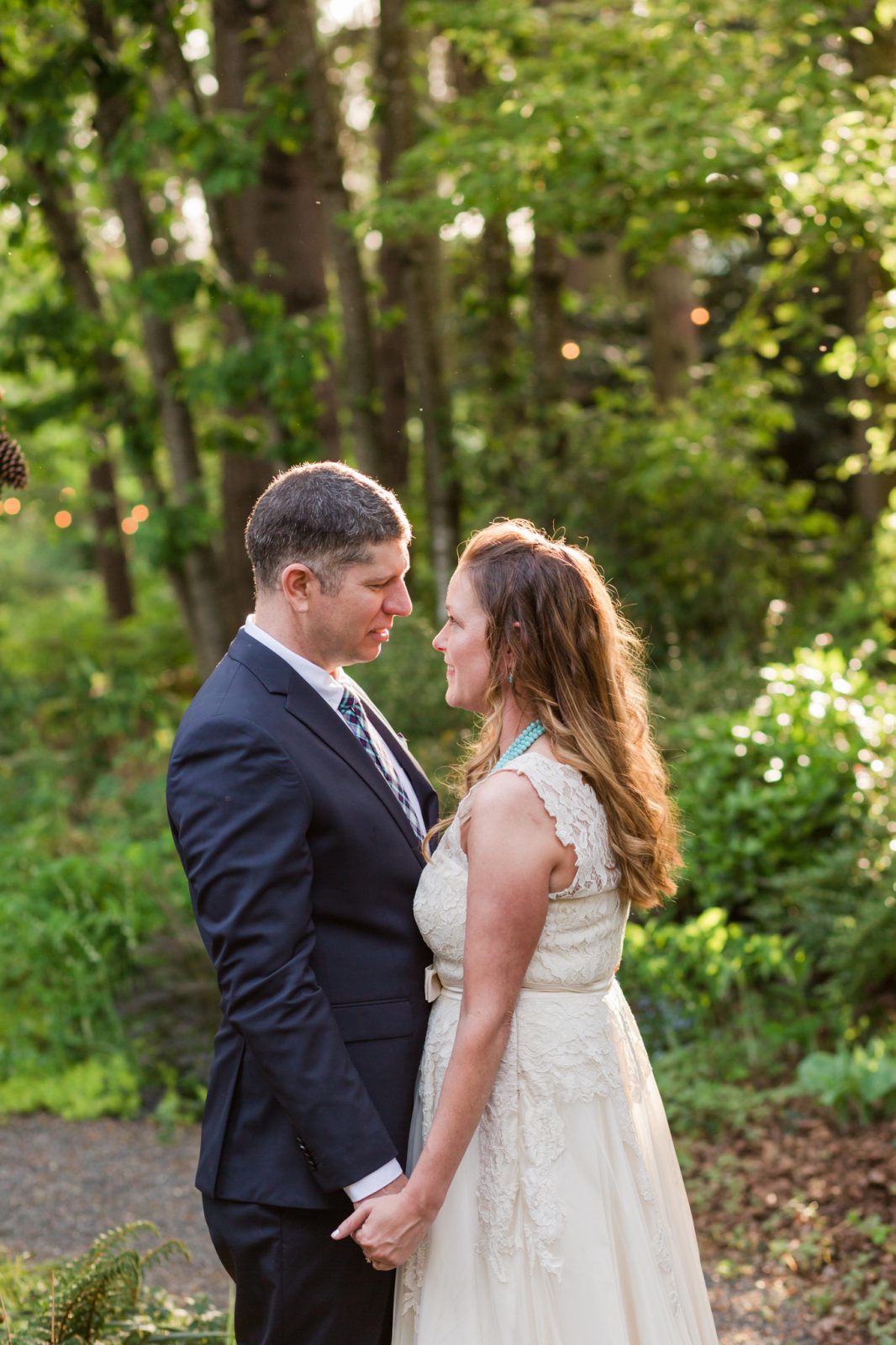 McMenamins Cornelius Pass Roadhouse Octagonal Barn Wedding Hillsboro Wedding Photographer