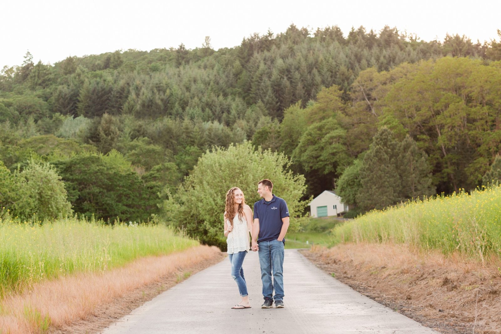 country engagement photos - mcminnville wedding photographer