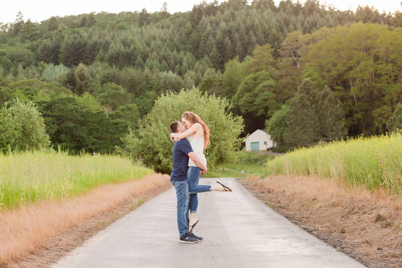 country engagement photos - mcminnville wedding photographer