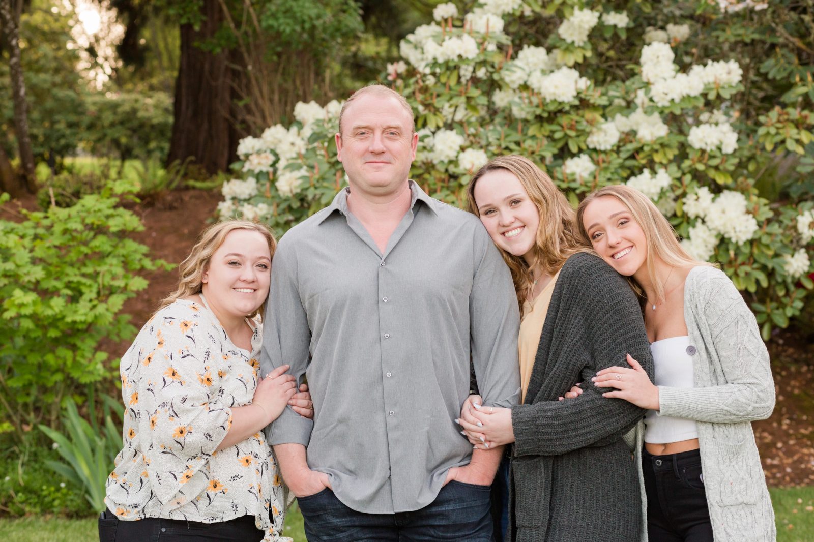 Salem Family Photographer - Barn Session for McMinnville Family