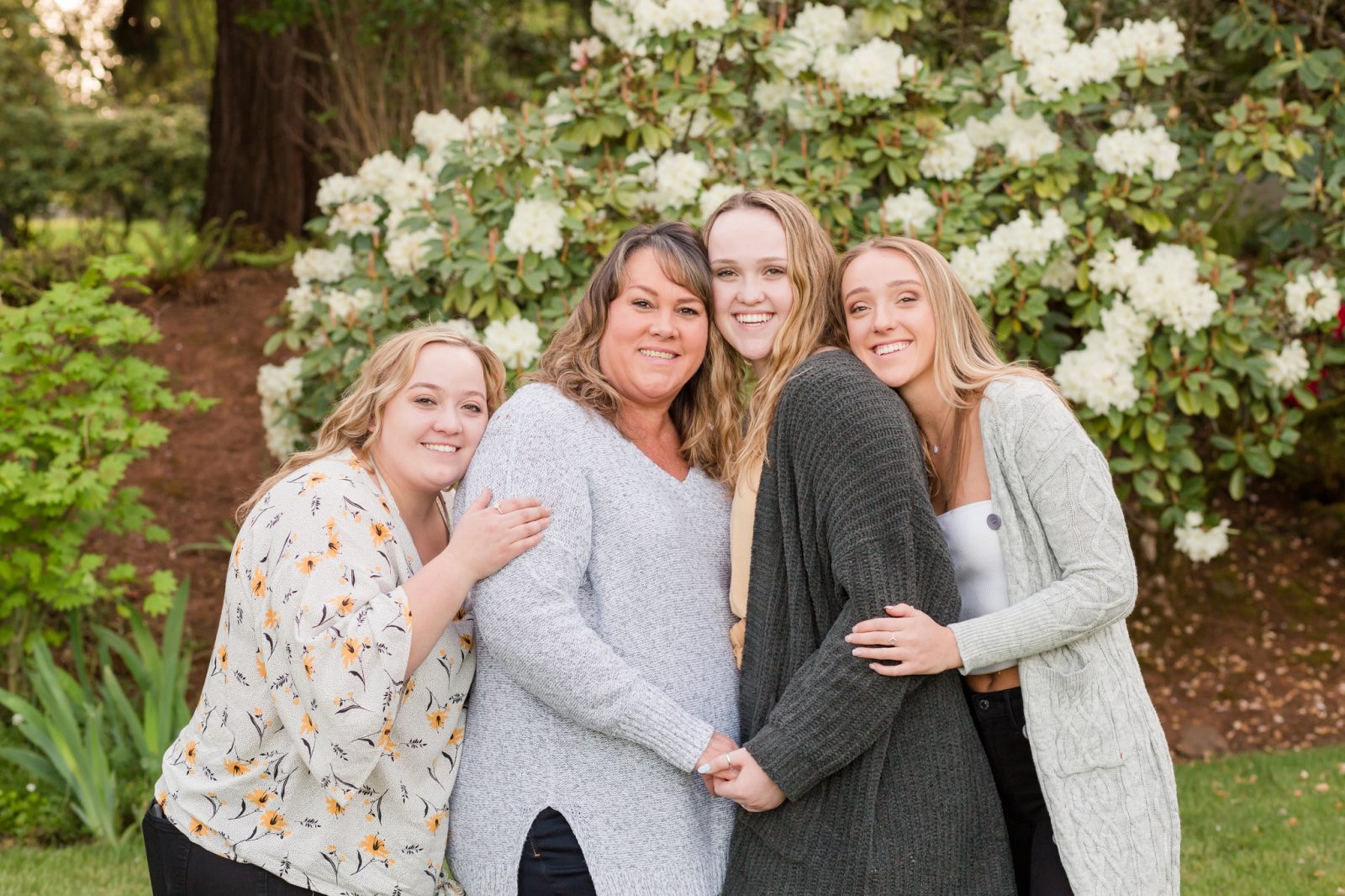 Salem Family Photographer - Barn Session for McMinnville Family