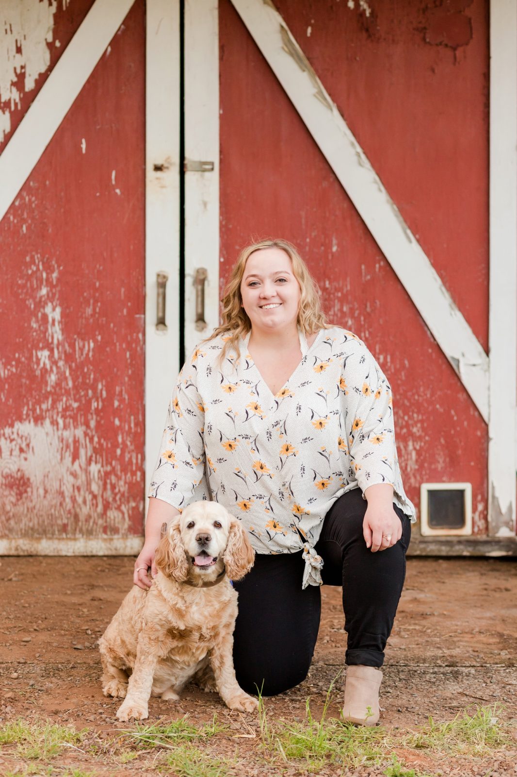 Salem Family Photographer - Barn Session for McMinnville Family