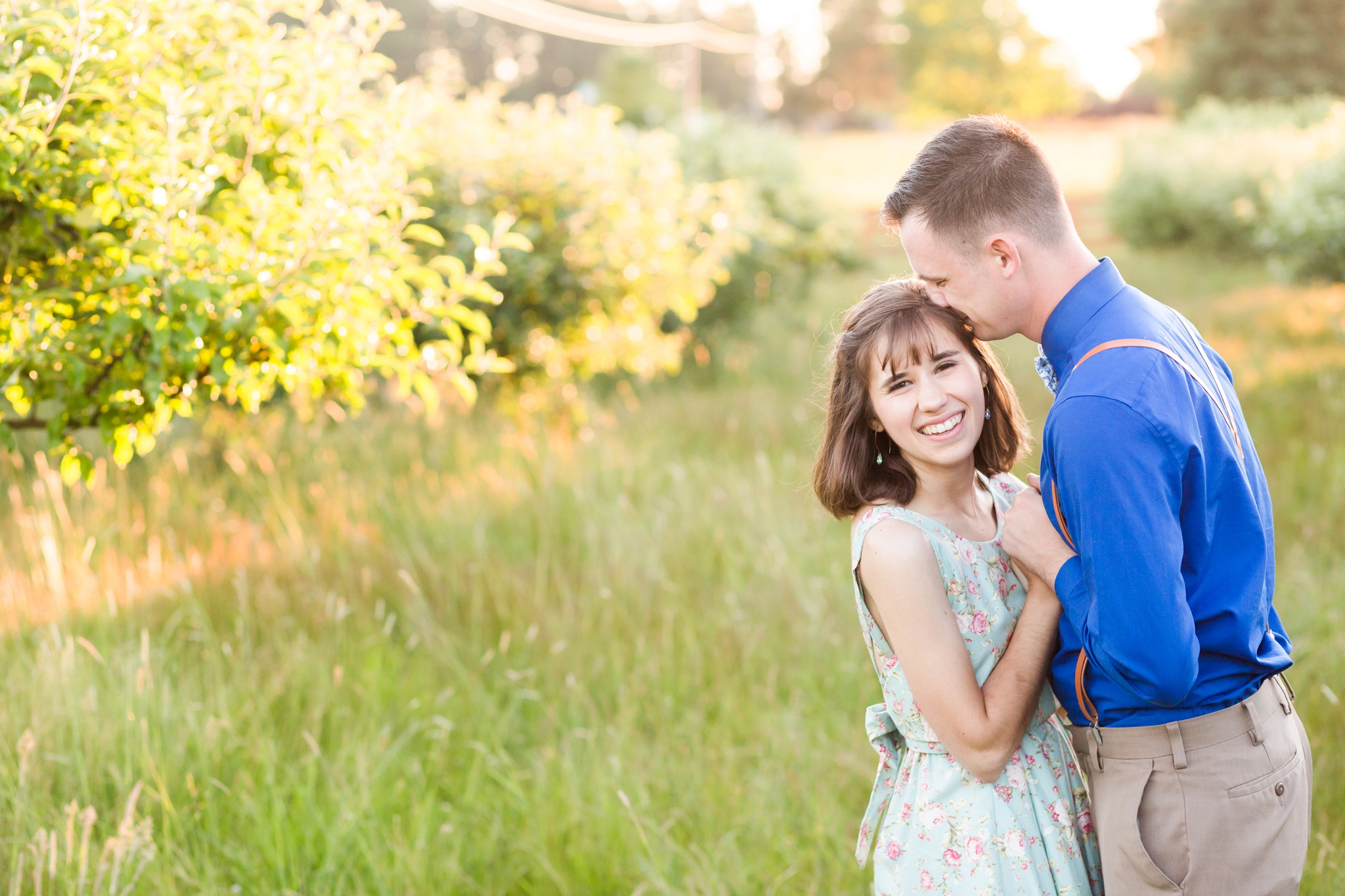 light and airy romantic country engagement pictures near Portland Oregon - Hillsboro wedding photographer