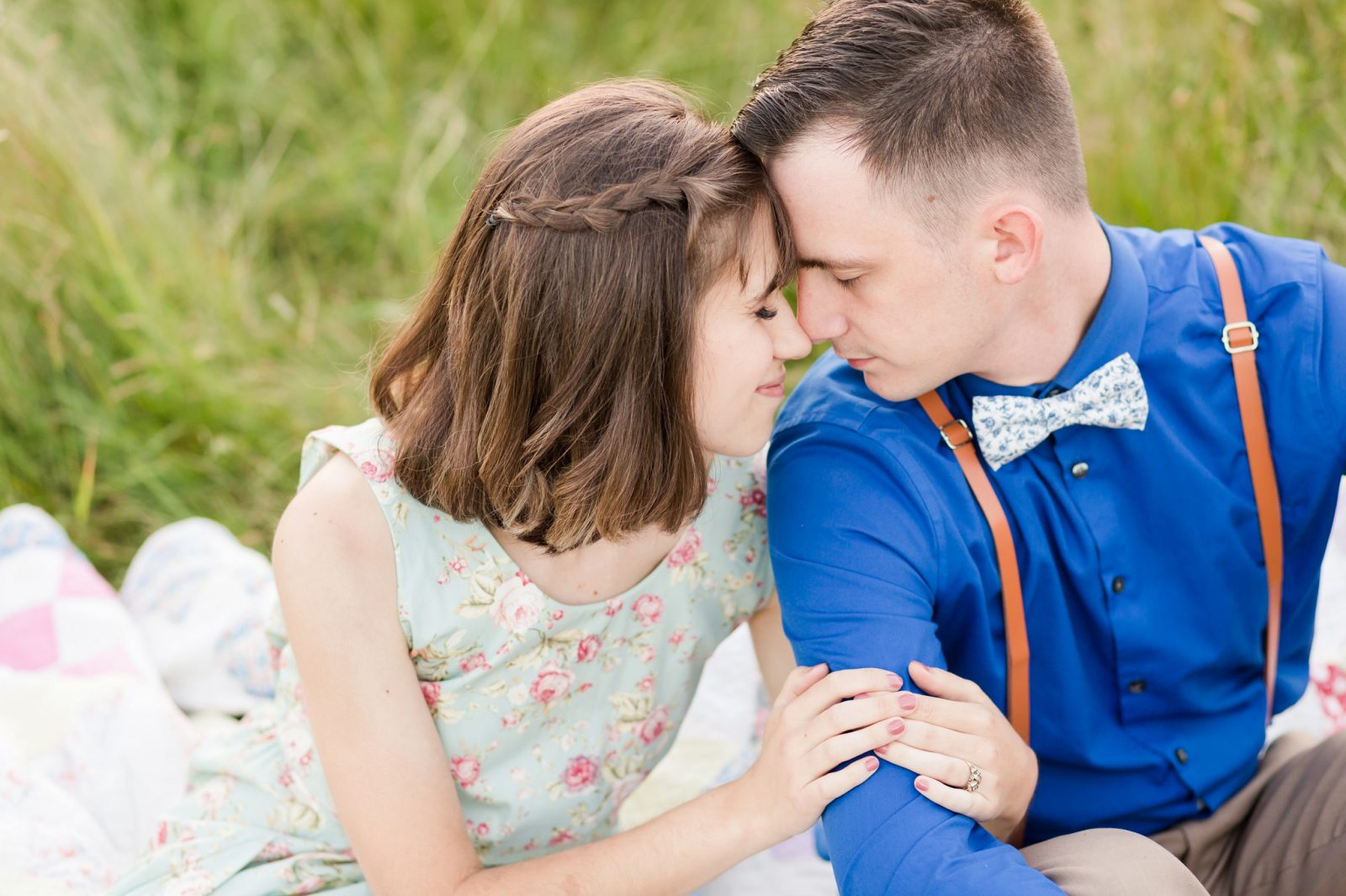 anniversary photo session in Newberg Oregon at Champoeg State Park