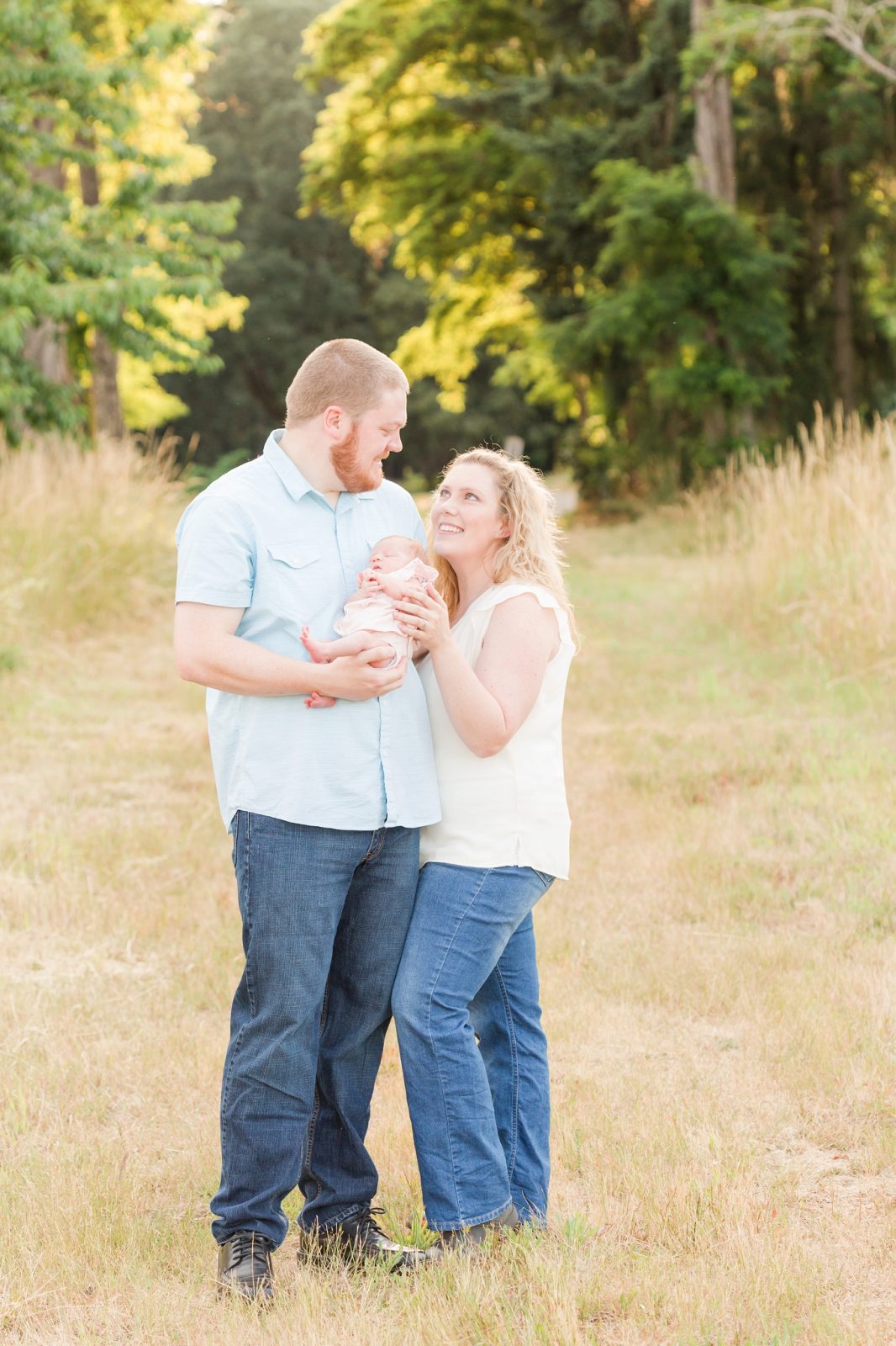 family photographer in newberg, oregon - hillsboro family pictures