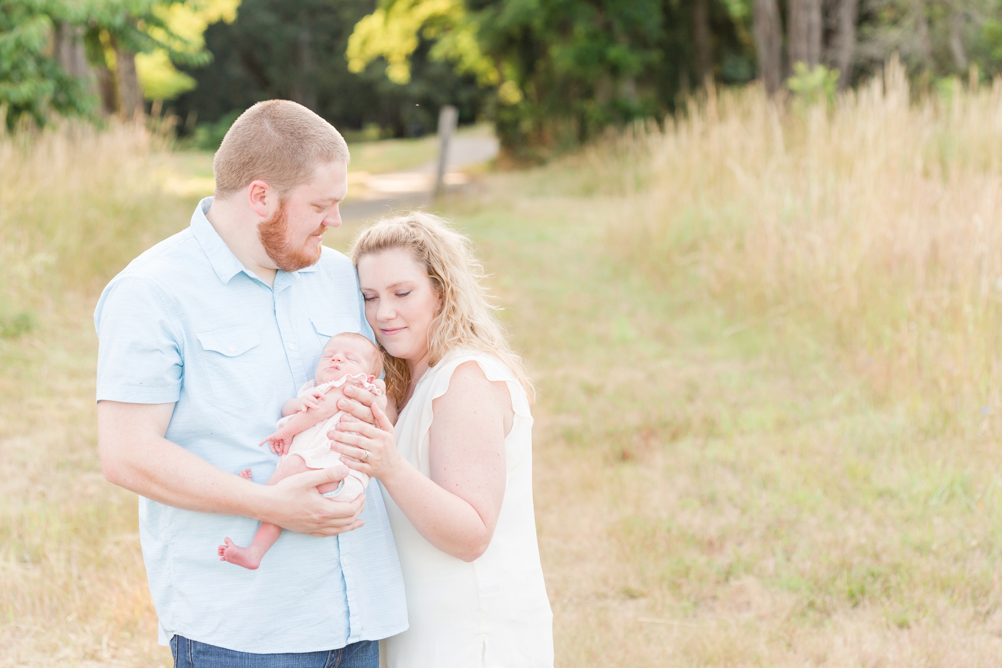 family photographer in newberg, oregon - hillsboro family pictures