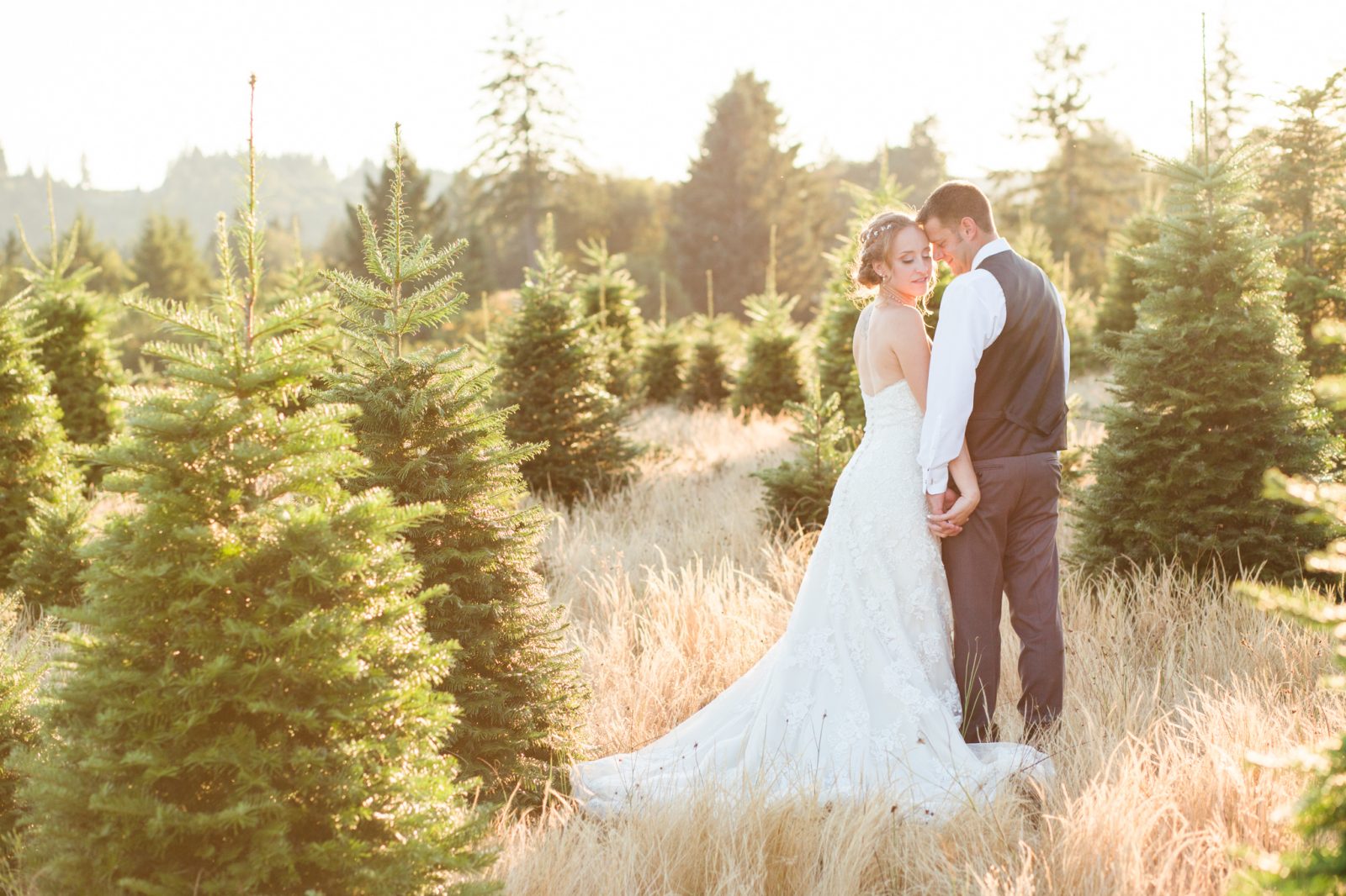 loch lolly tree farm wedding near hillsboro, oregon