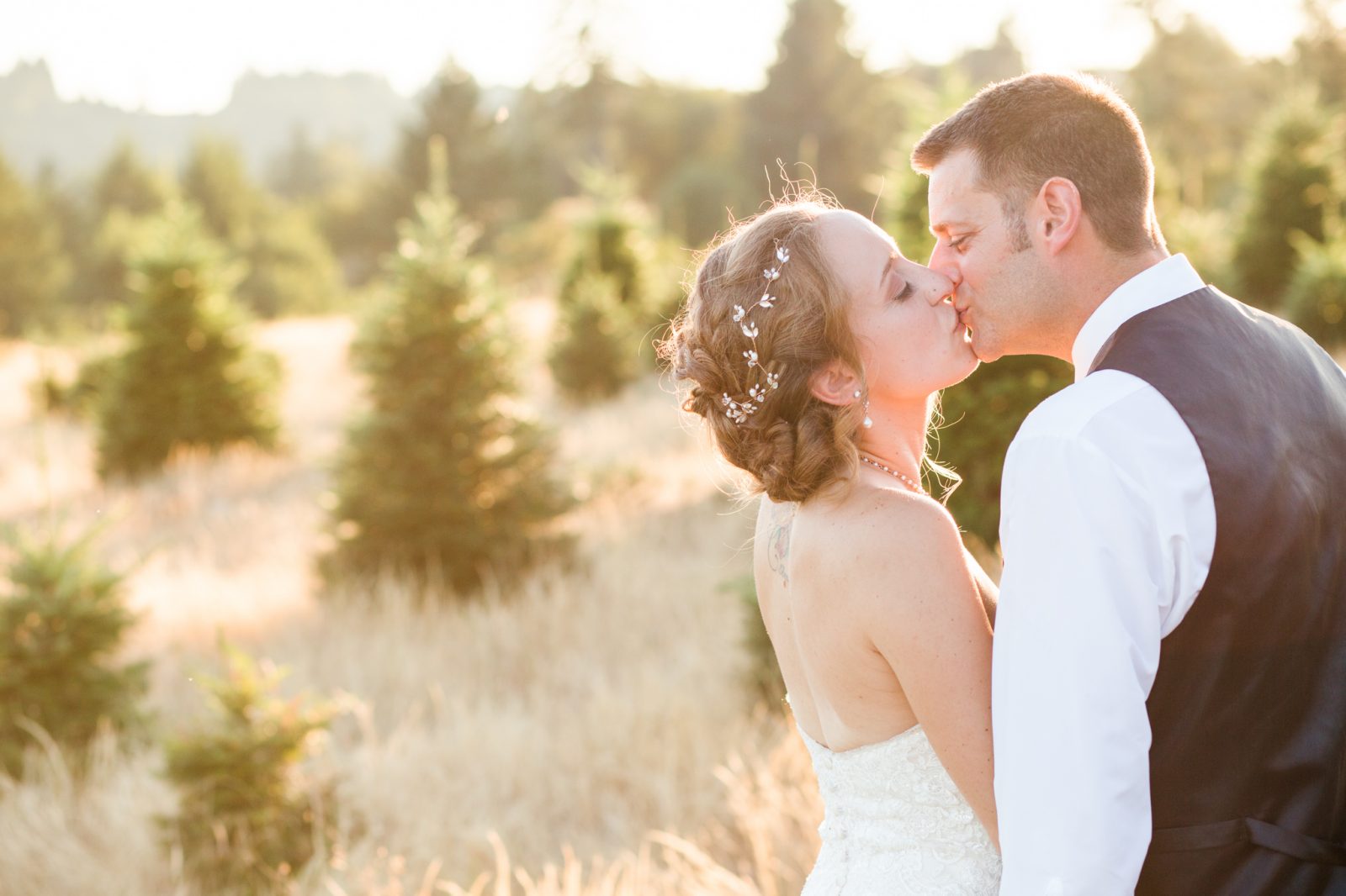 loch lolly tree farm wedding near hillsboro, oregon