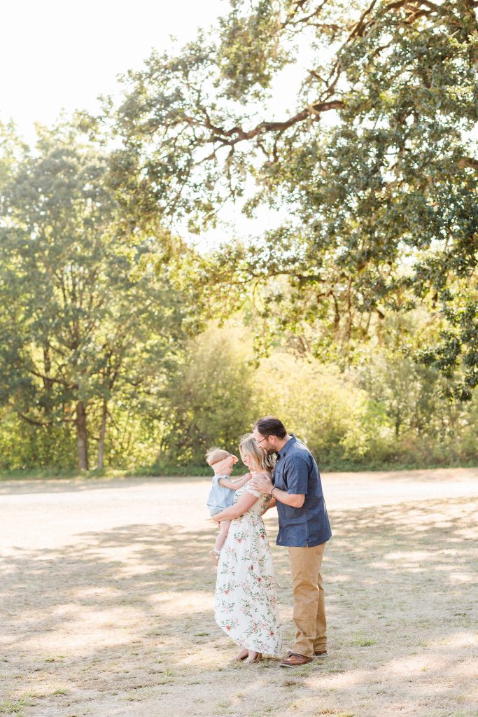 light and airy family photography in hillsboro, oregon