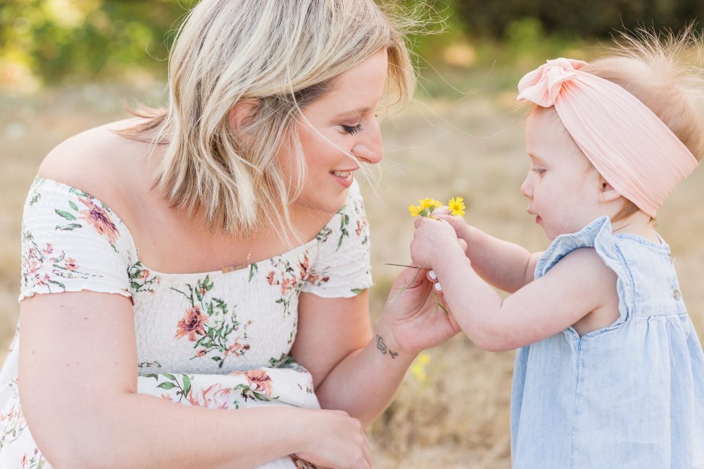 light and airy family photography in hillsboro, oregon