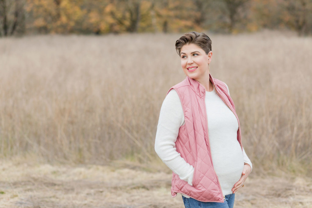 casual maternity pictures in portland oregon