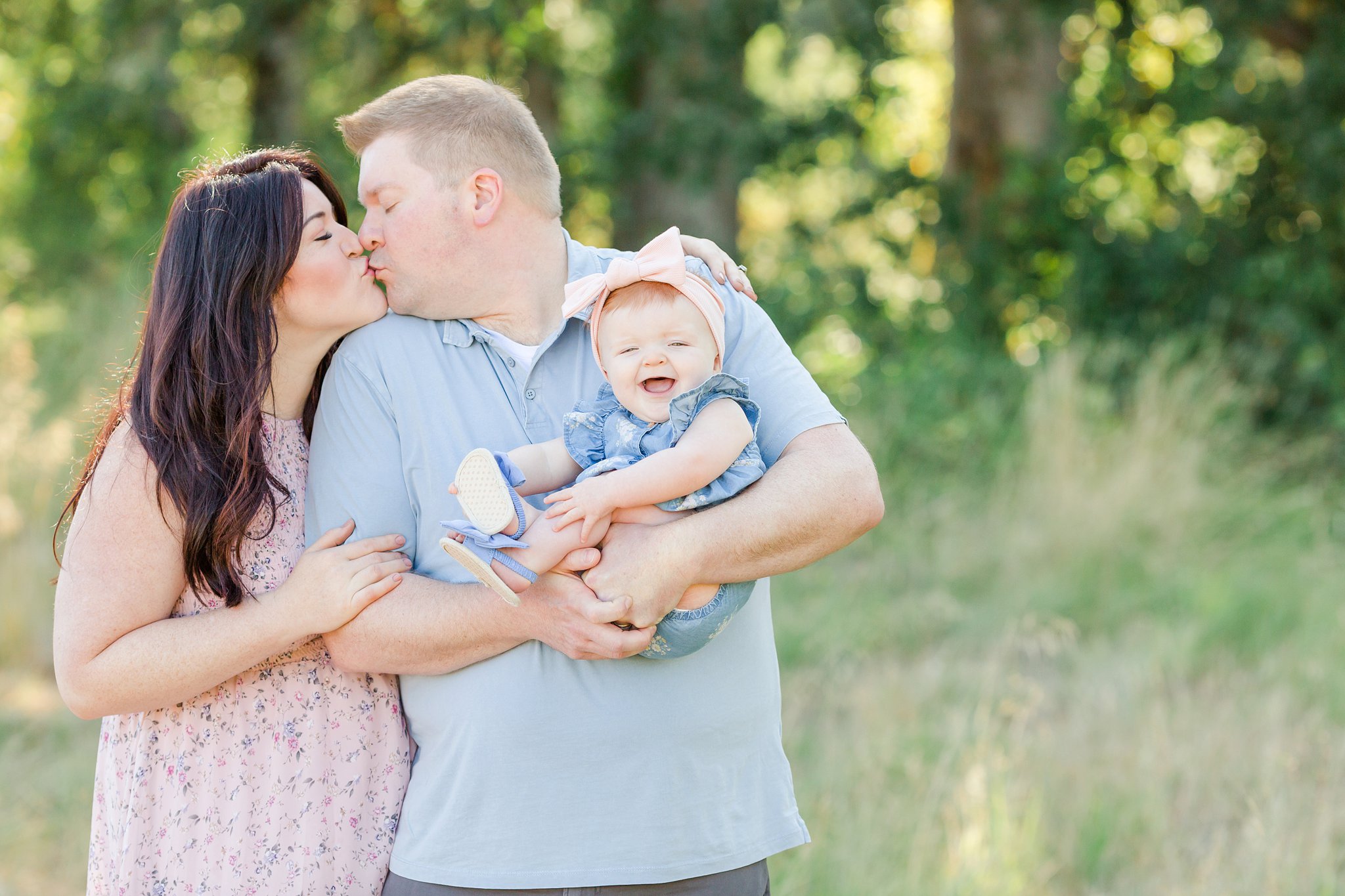 portland family photographer session in summertime with a family of three