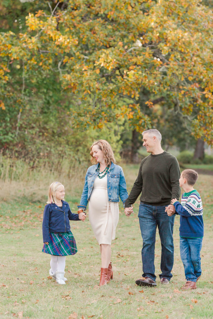 fall family photos at bush's pasture park in salem, oregon